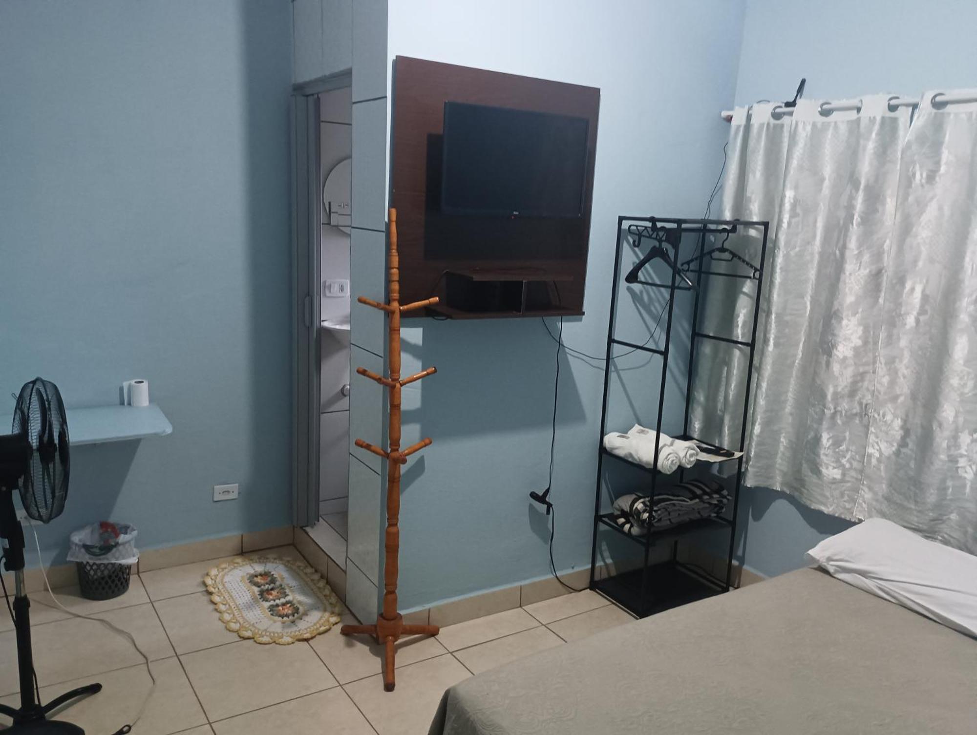 Hostel Familia Quartos Privado Proximo Aeroporto Int Guarulhos Sp Taxi 24 Hrs Екстериор снимка